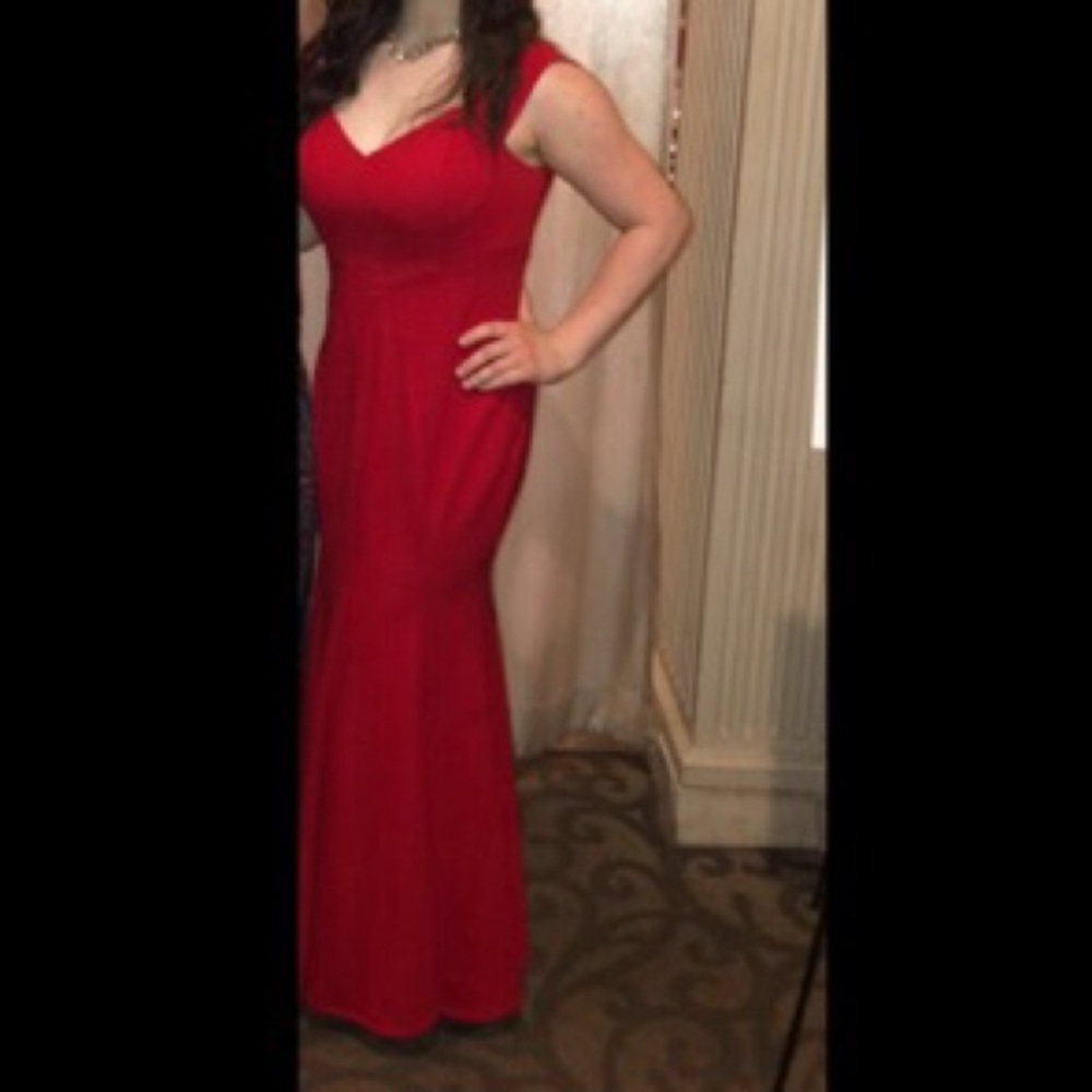 Red formal prom dress